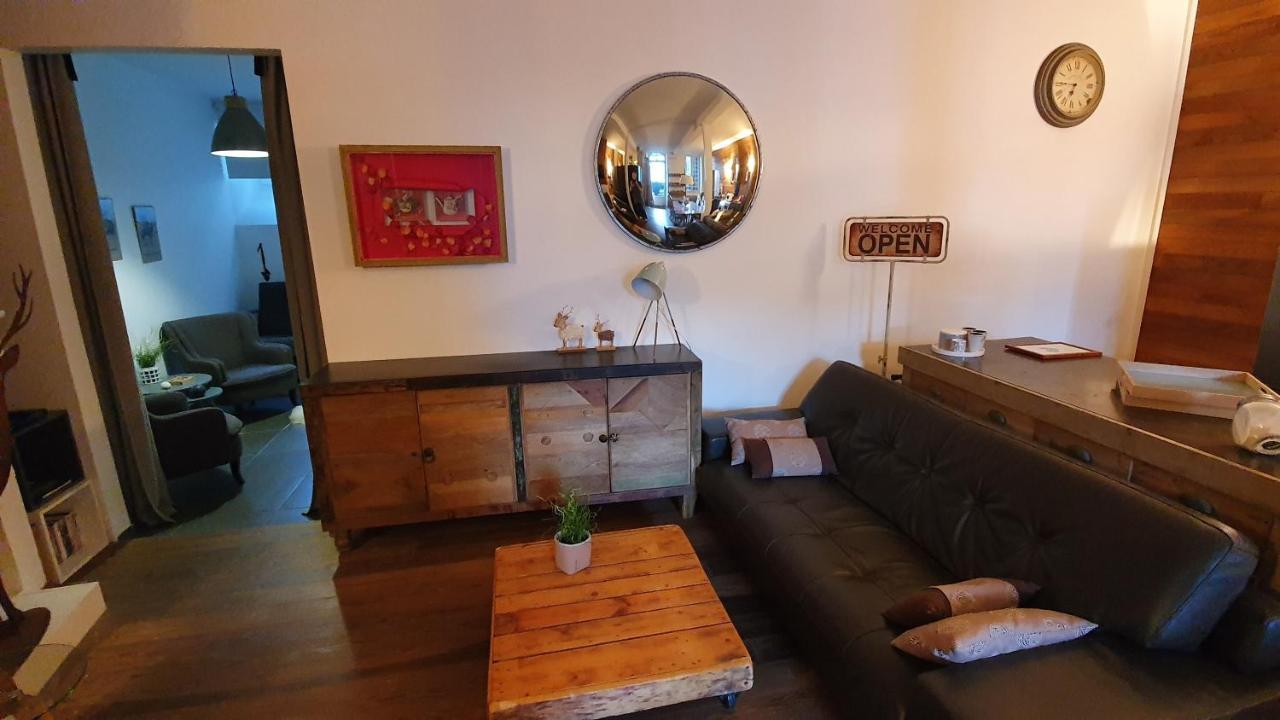Chocolat Apartment บาญเญอ-เดอ-บีกอร์ ภายนอก รูปภาพ